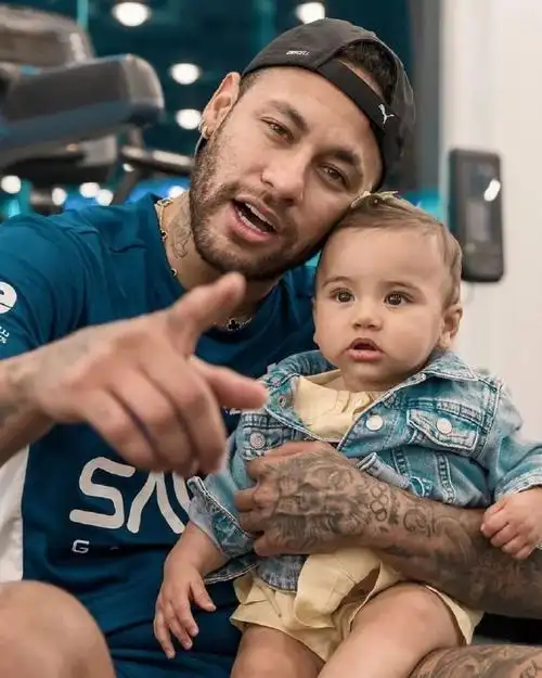 引起广泛讨 引起广泛讨